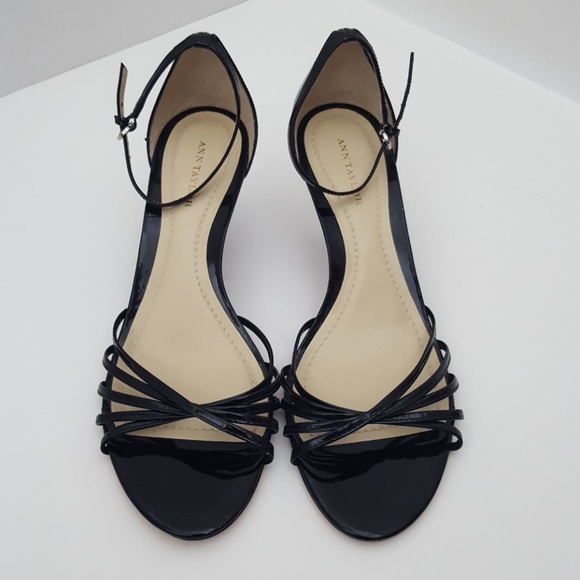 🔴SOLD🔴Ann Taylor patent leather wedge low heel sandal 8M - Picture 7 of 8